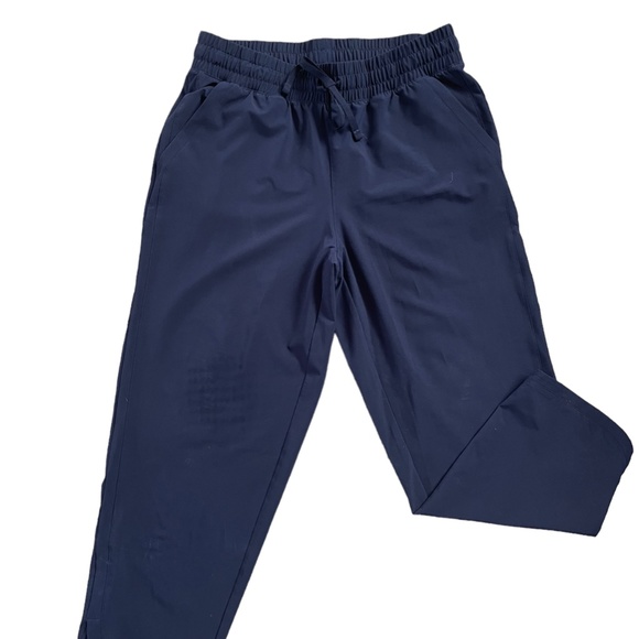 Talbots LIGHTWEIGHT STRETCH STRAIGHT LEG CROP PANTS - Picture 2 of 10